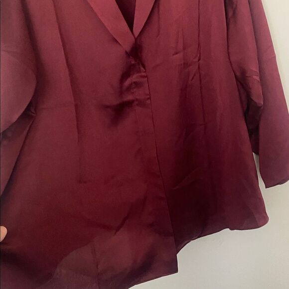 Laurie Felt Women's Deep Red Blouse burgundy - Picture 4 of 4